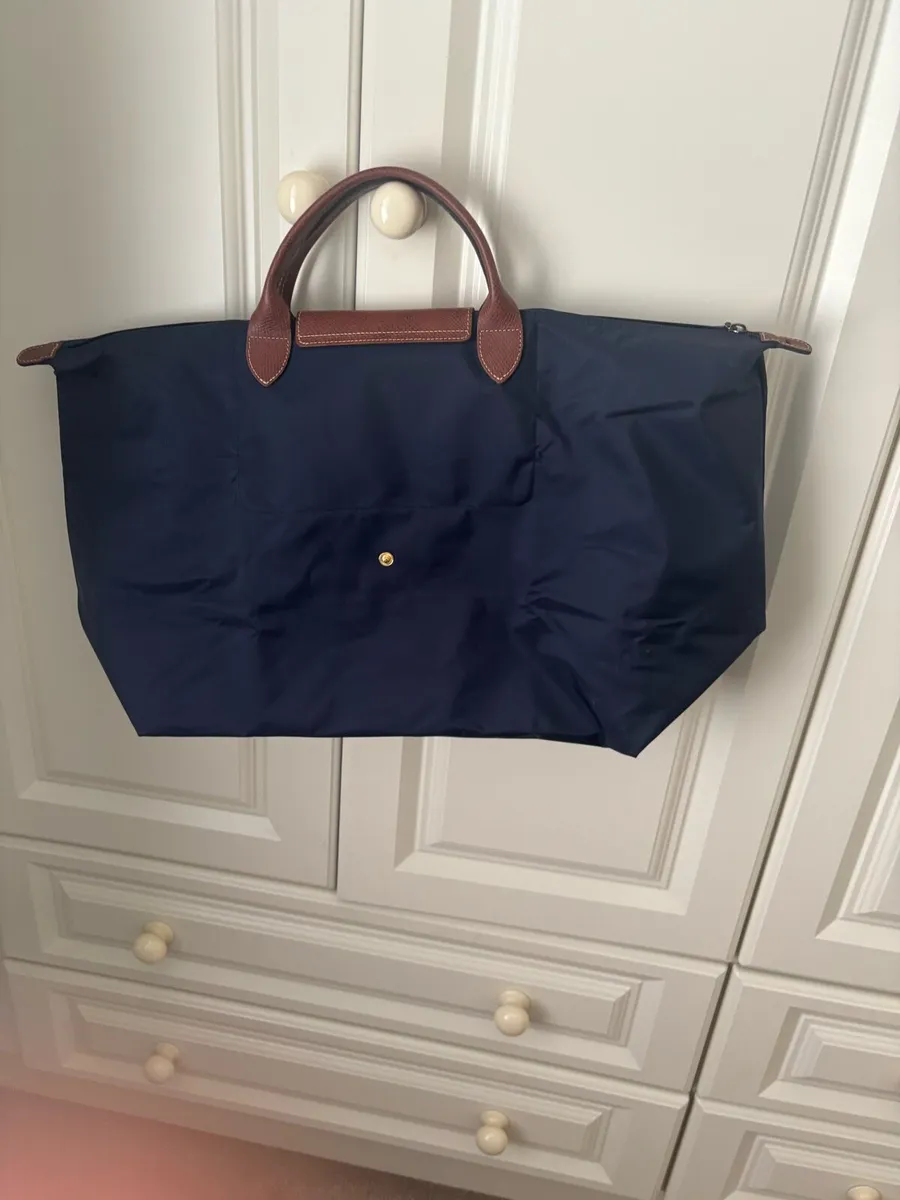 New longchamp navy weekend bag - Image 2
