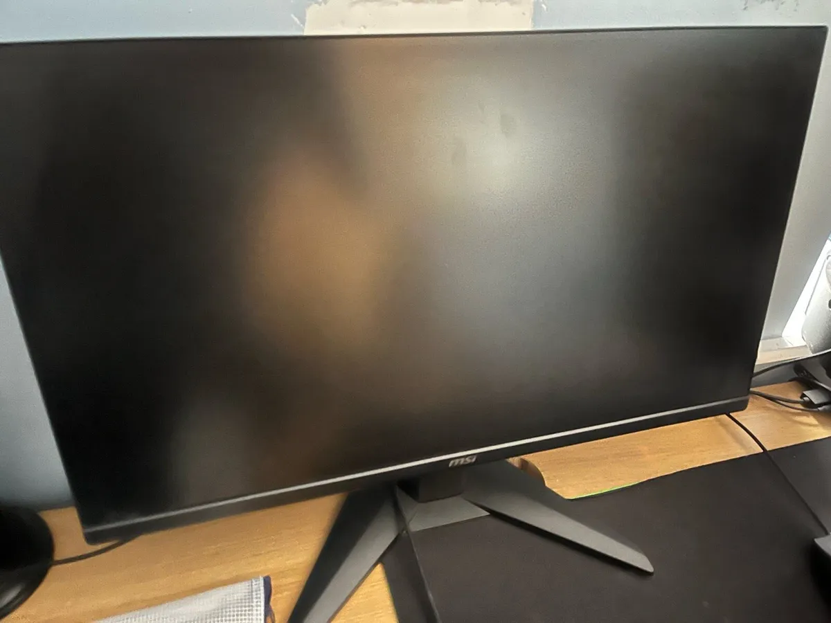 Gaming monitor - Image 1