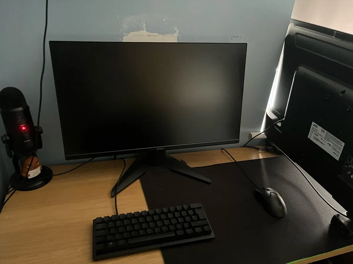 Gaming monitor - Image 2