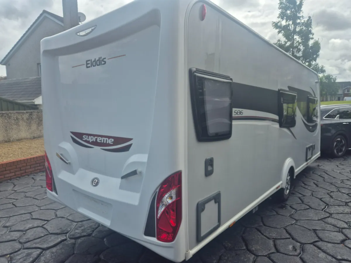 6   Berth  Elddis  Supreme  586 - Image 4