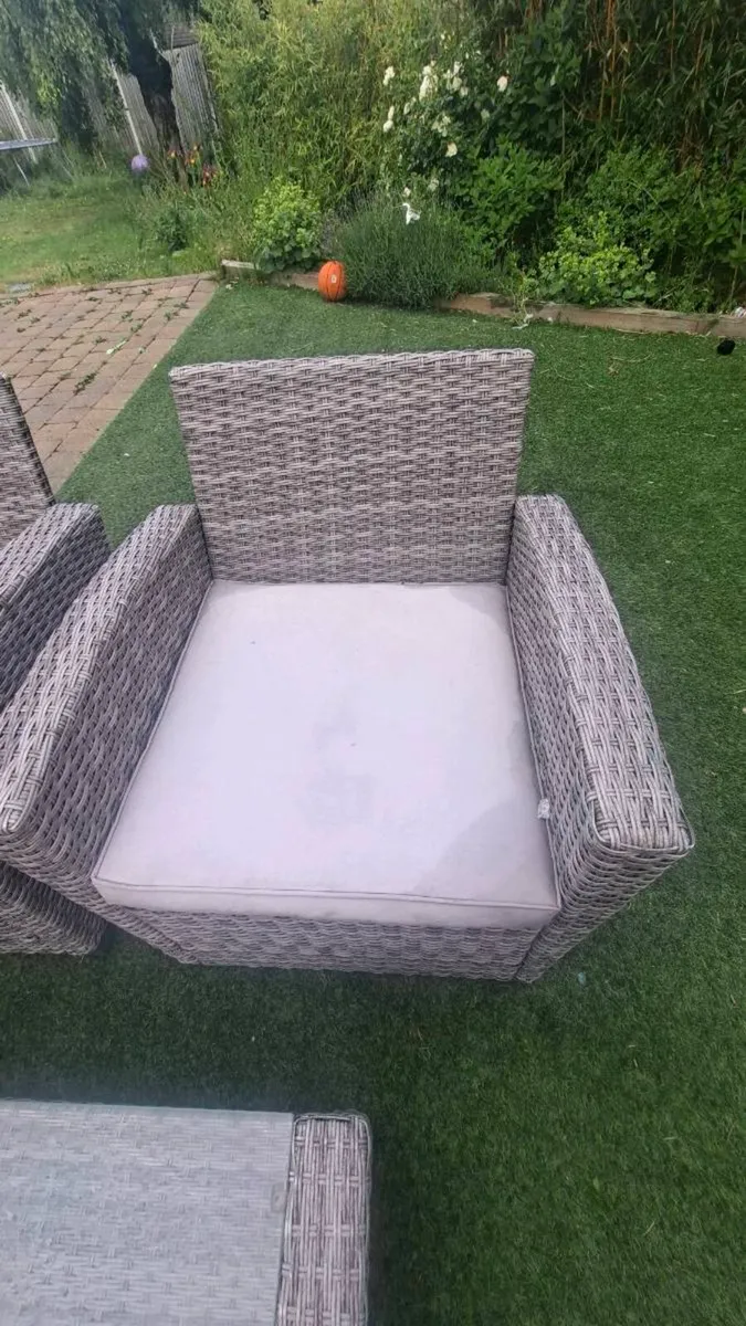 Garden Furniture Garden - Image 2