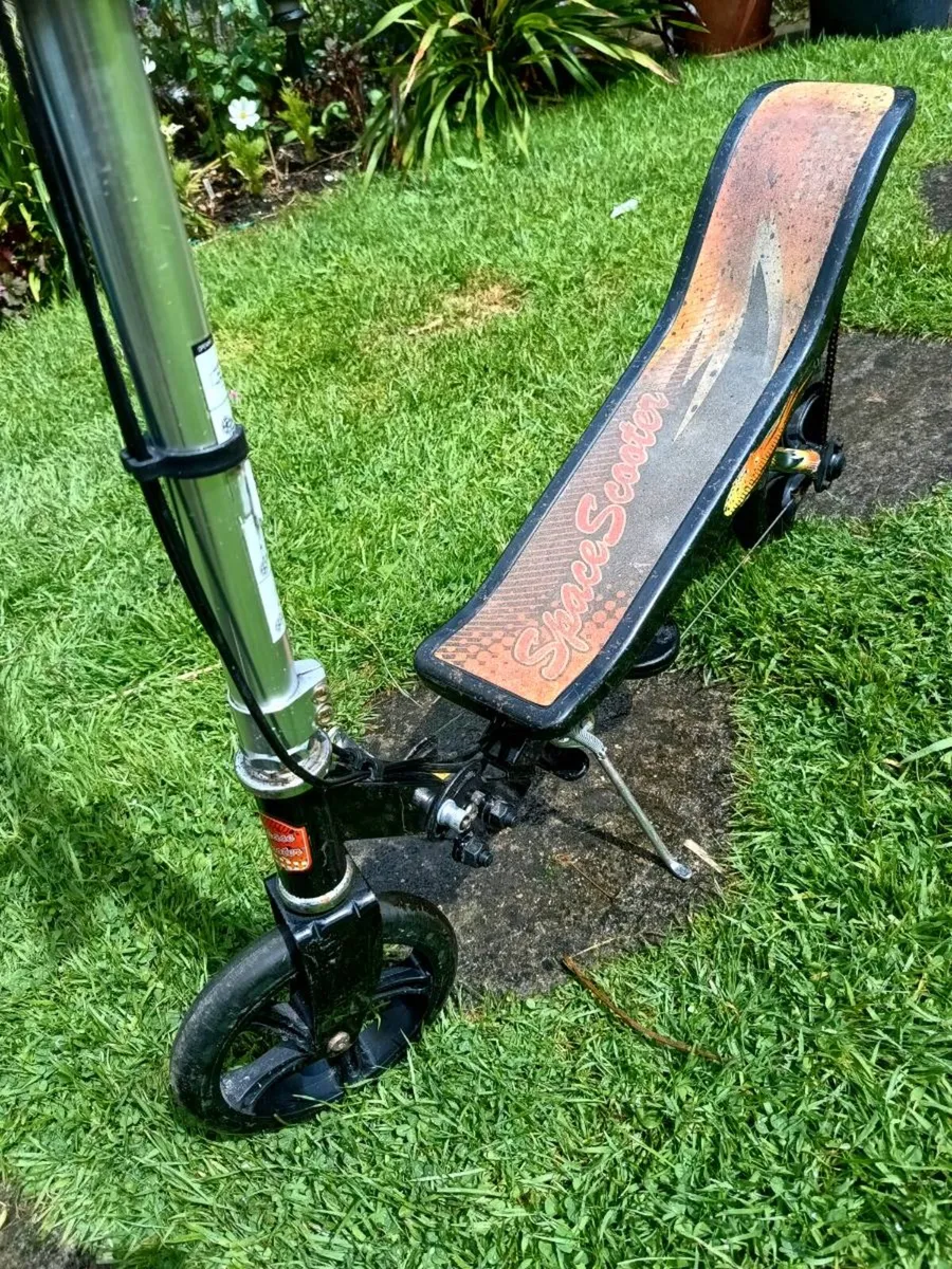 Space scooter - Image 1