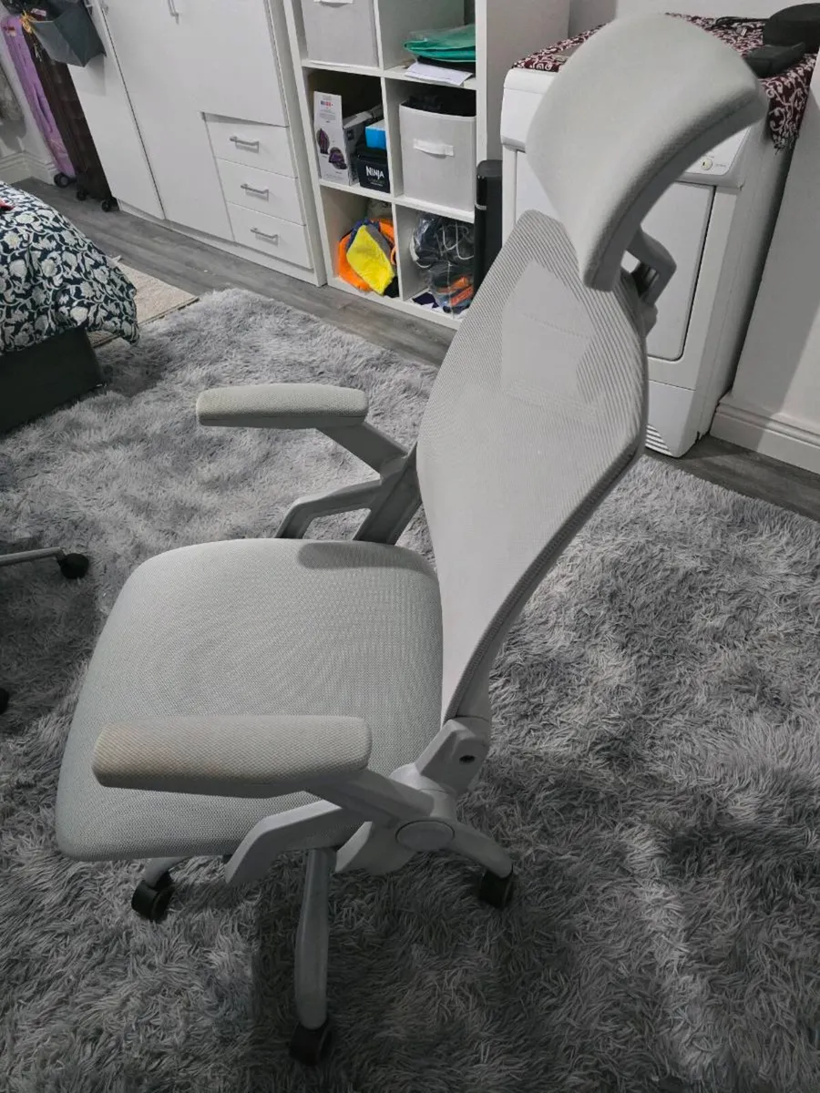Ergonomic Office Chair in good condition - Image 3