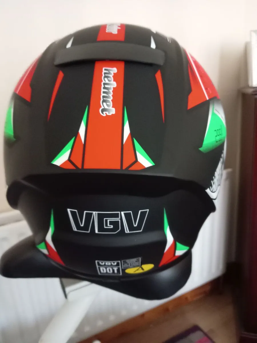 Motorcycle helmet brand new size xl - Image 3