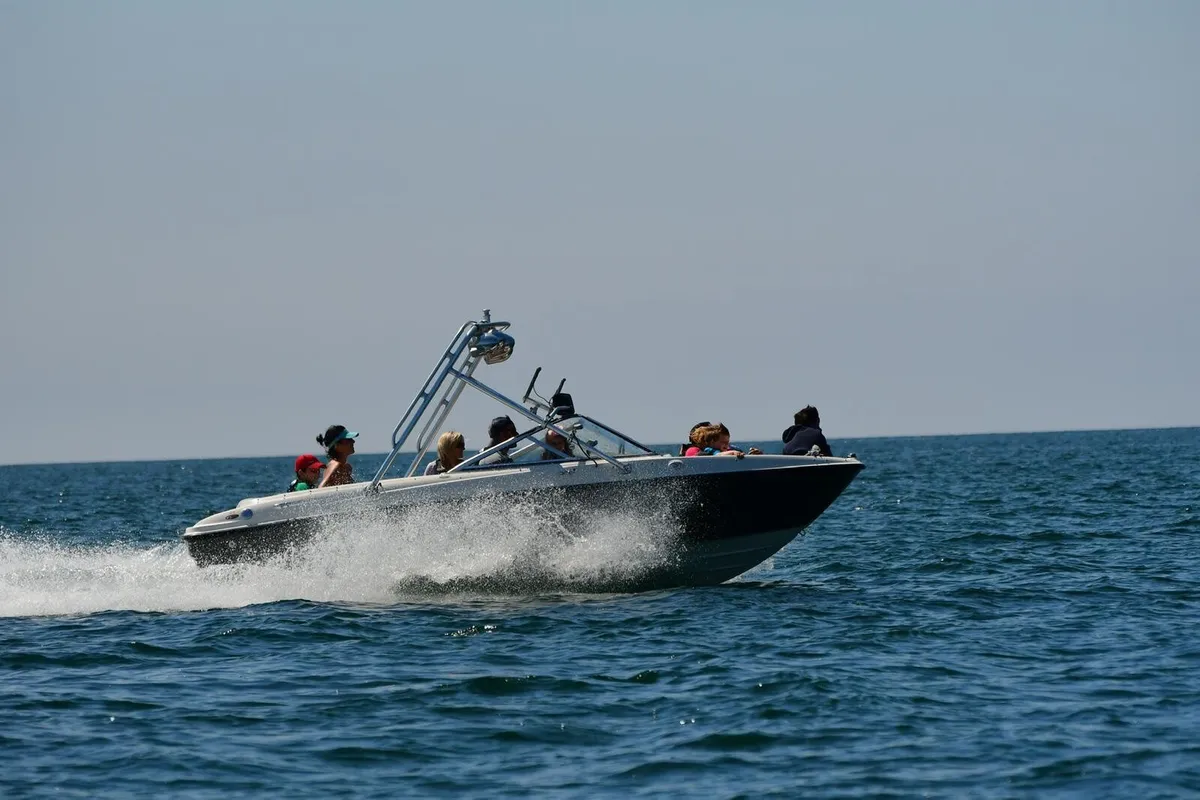185 XT - Image 1
