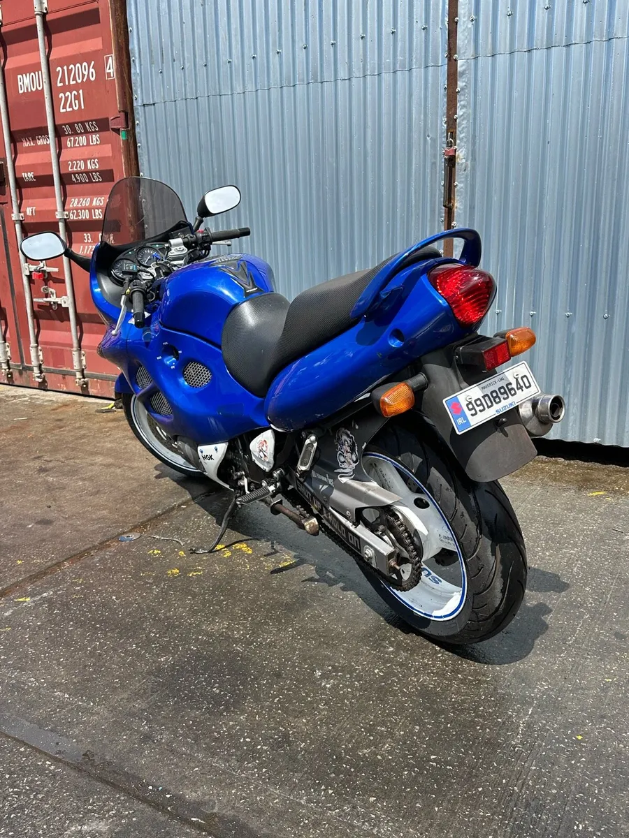 Suzuki GSX 600F Katana - Image 3