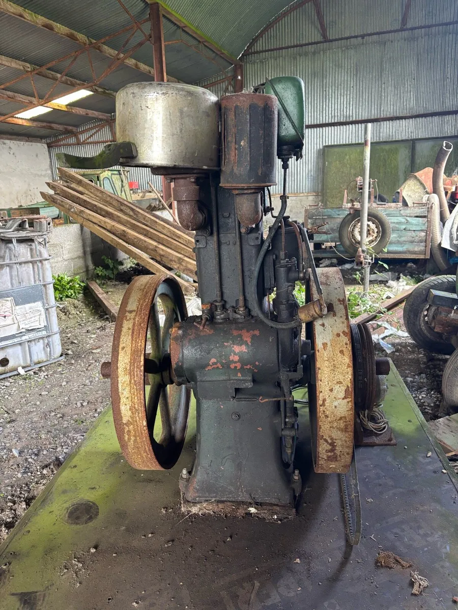 Vintage machinery - Image 4
