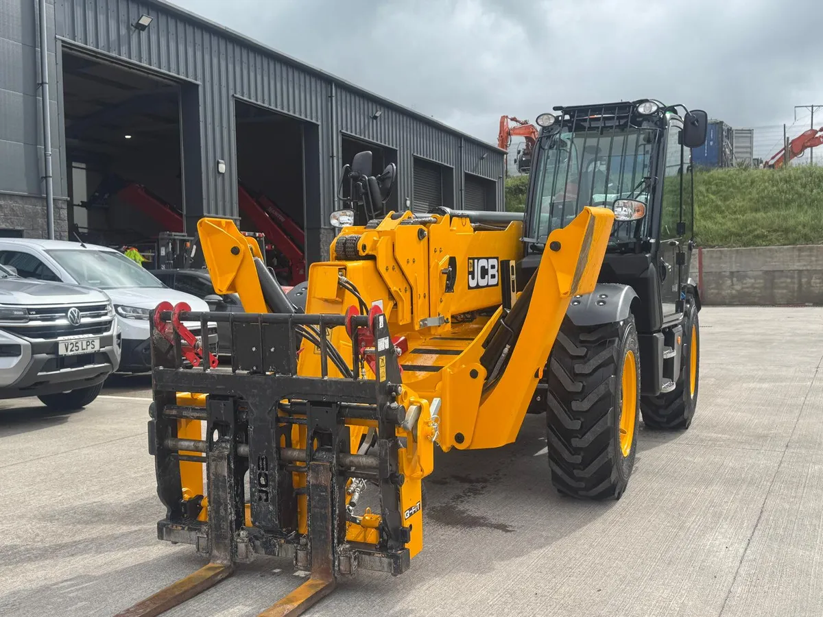 DEMO HOUR JCB 540V180 18M TELEHANDLER - Image 4