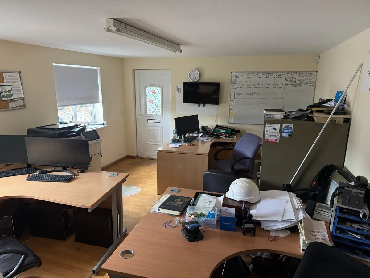 Office and Yard space - Image 1