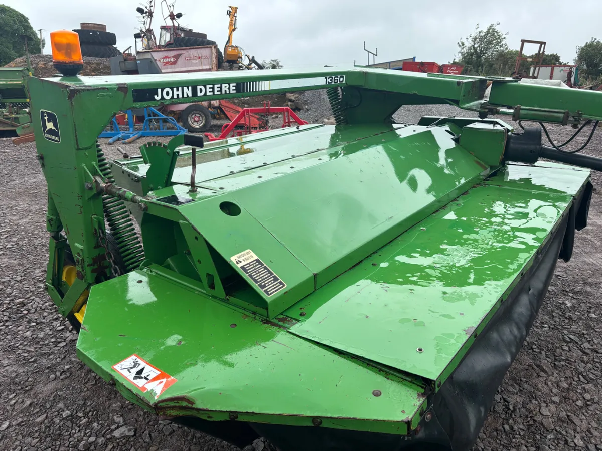 John Deere 1360 mower/conditioner - Image 2
