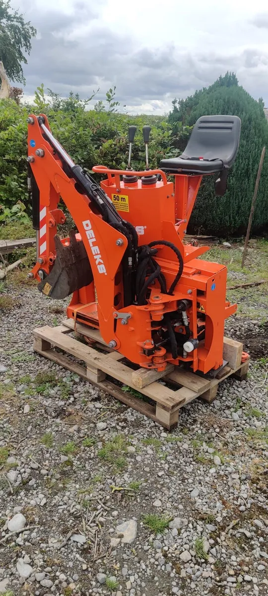 Tractor digger - Image 4