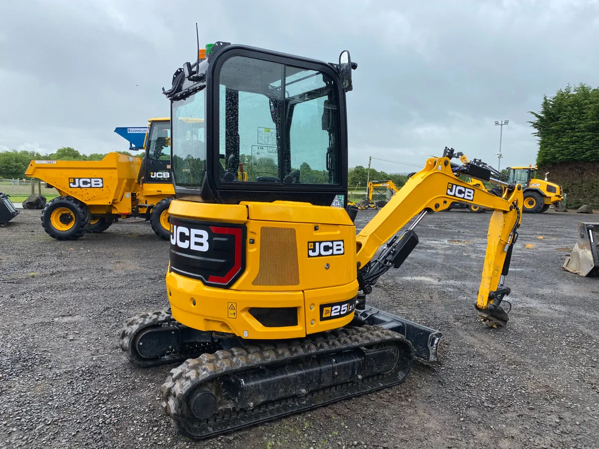 JCB 25Z PLUS MINI DIGGER YEAR 2025 - Image 4