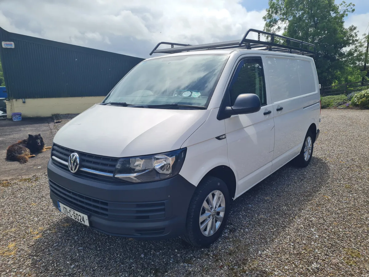 Volkswagen Transporter 2017 - Image 3