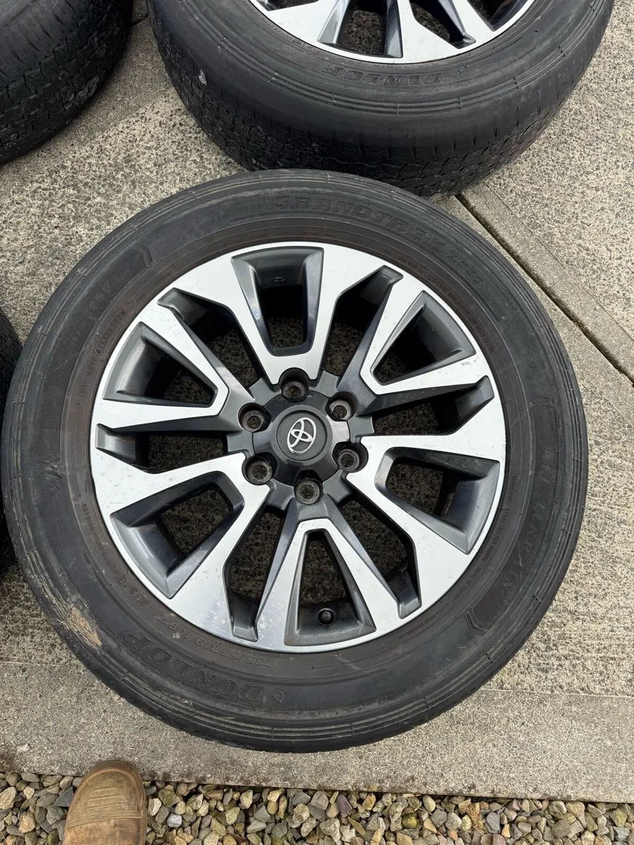19” landcruiser alloys - Image 4