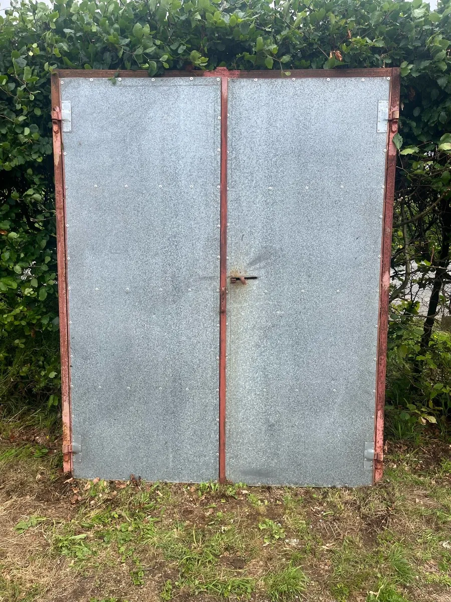 Shed doors & frames - Image 1