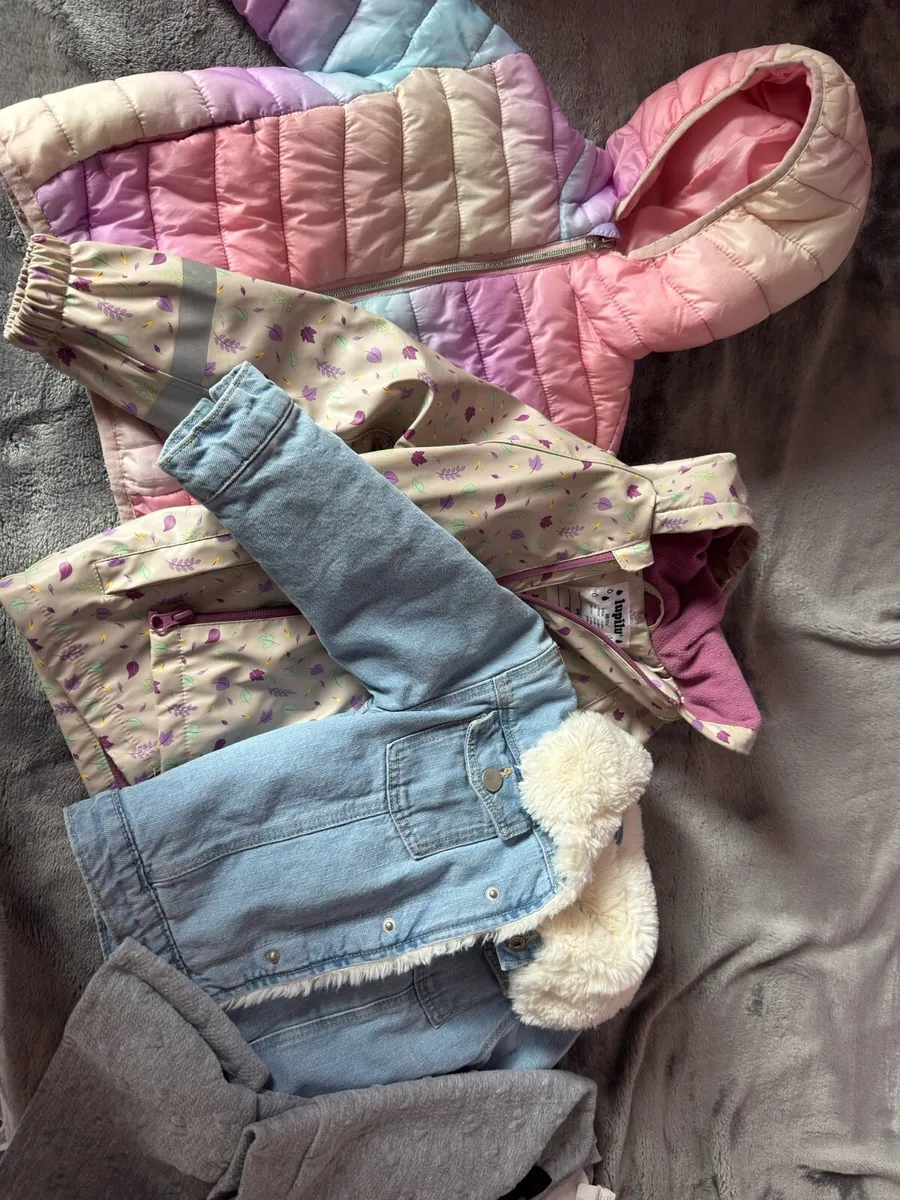 children's clothes, at a great price - Image 4