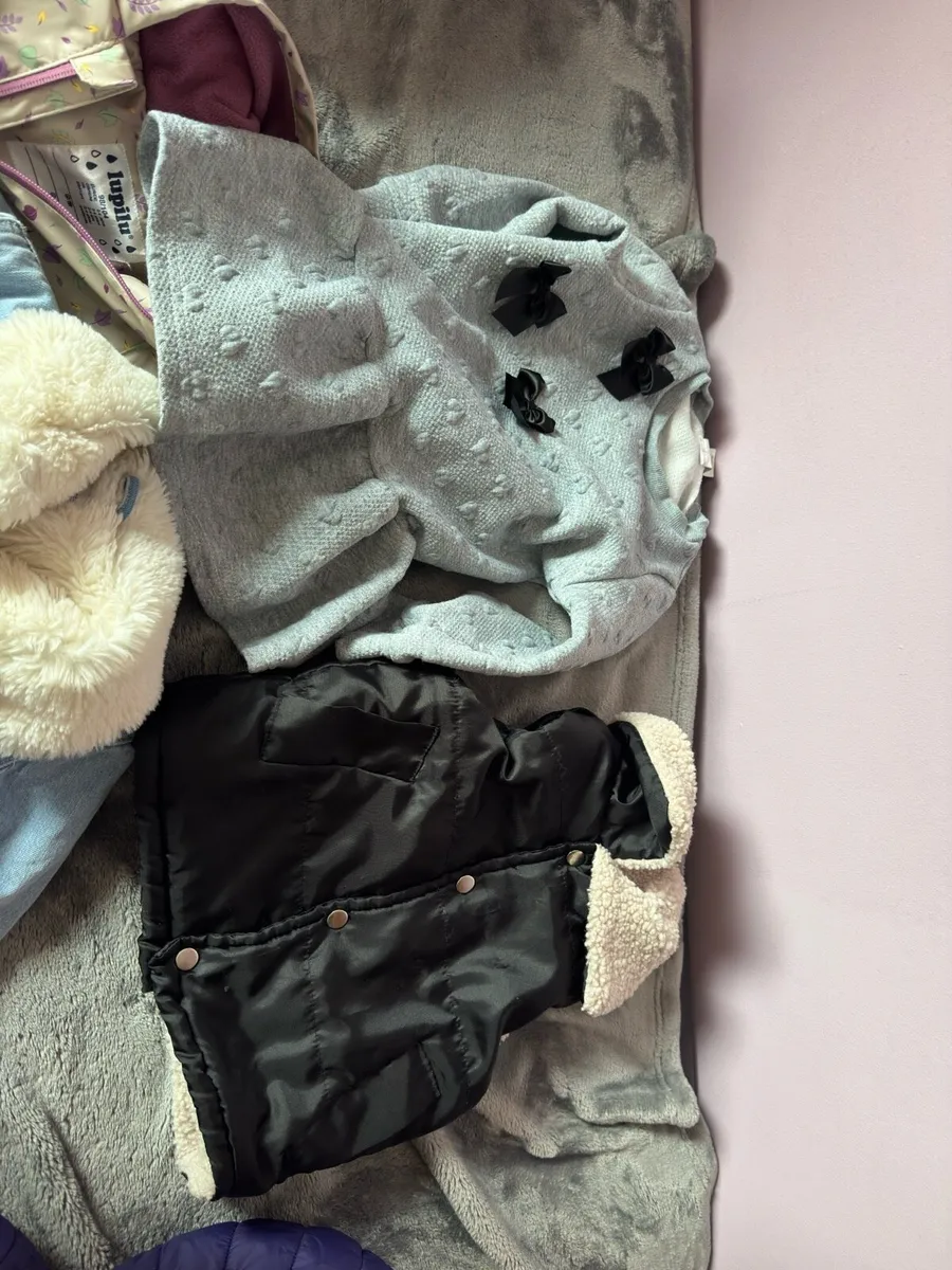 children's clothes, at a great price - Image 2