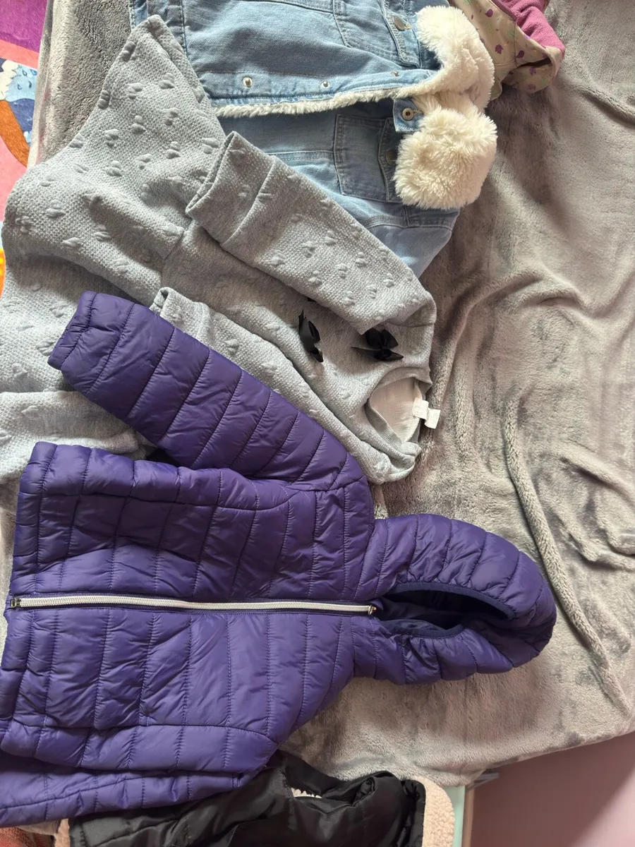children's clothes, at a great price - Image 3