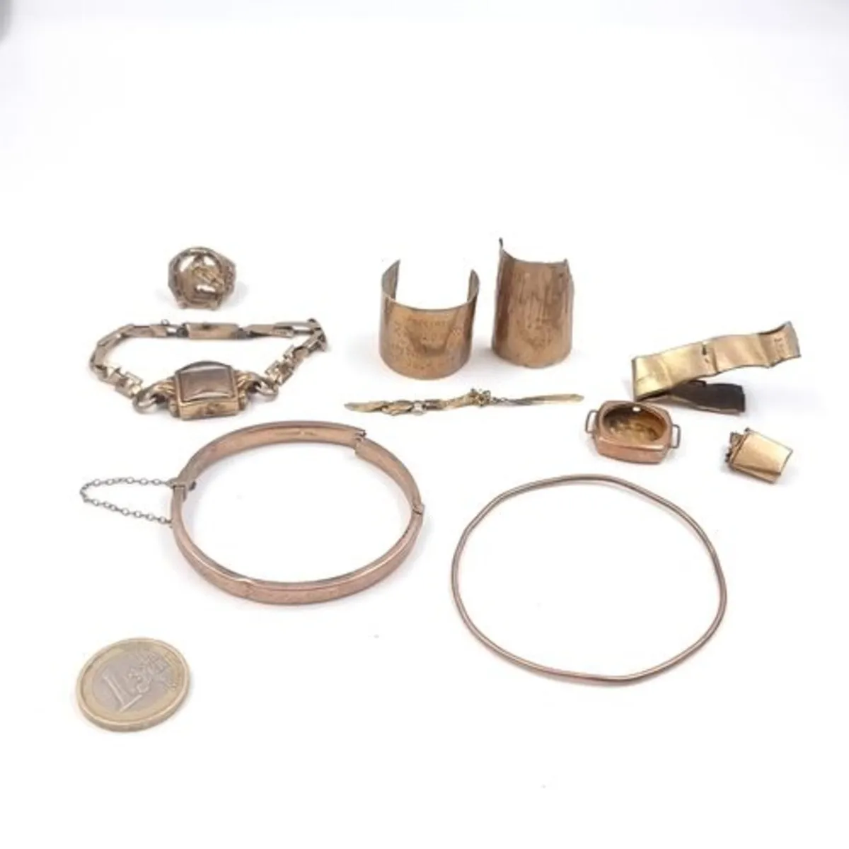 Star Lot: Art-Jewellery-Furniture-Silver-Irish - Image 1