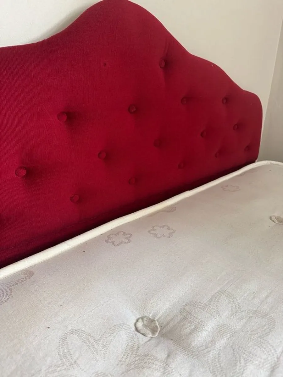 Double bed with mattress and headboard - Image 3