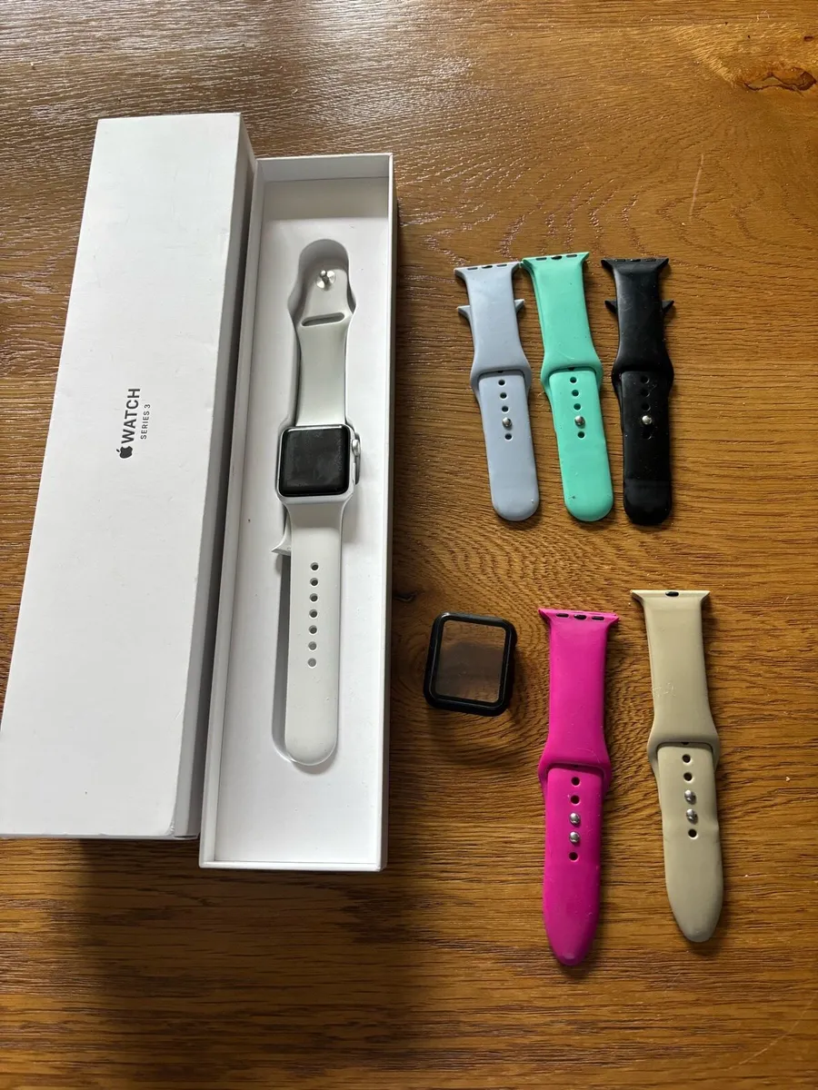 Apple Watch Series 3 - Image 2