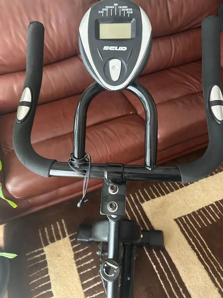 Exercise bike - Image 2