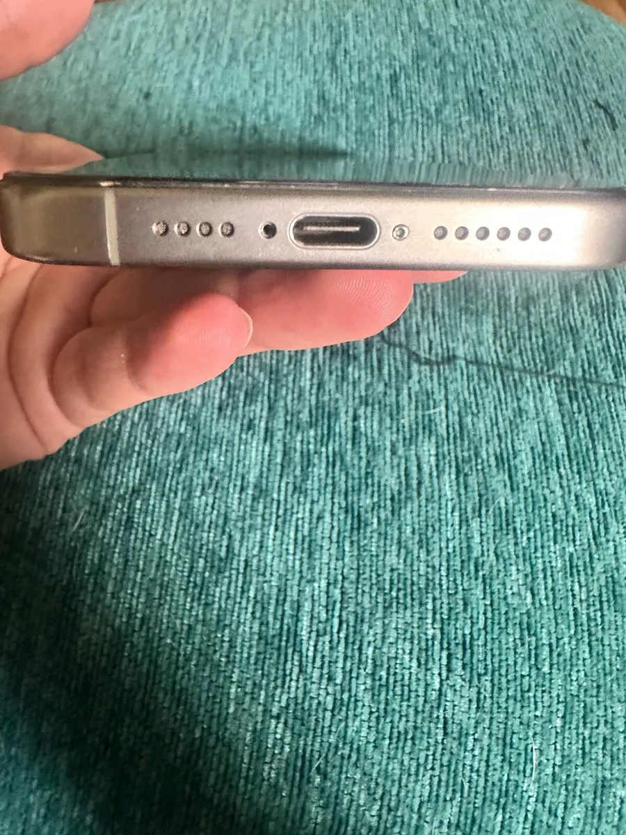 Apple I Phone 15 Pro Max Unlocked - Image 4