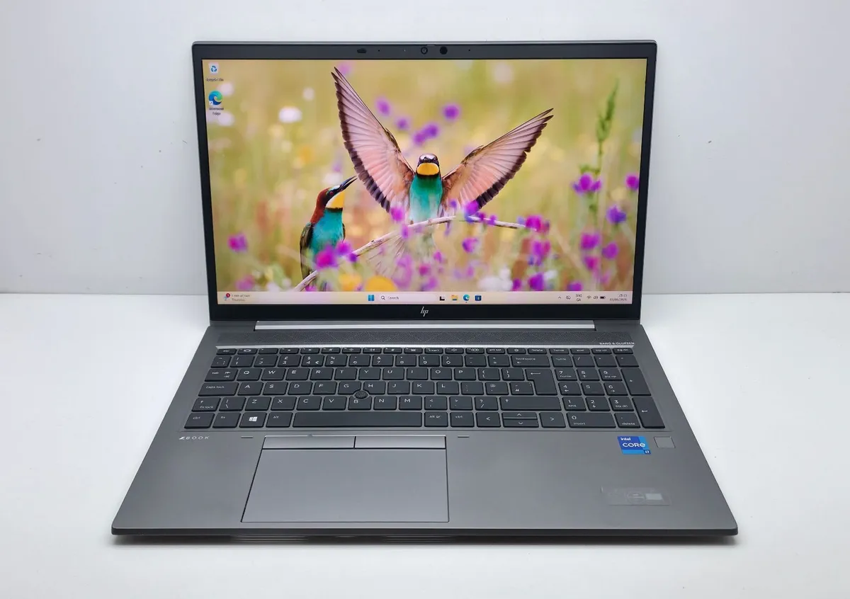 HP ZBook Firefly G8 - i7(11gen)/24GB/Nvidia Laptop