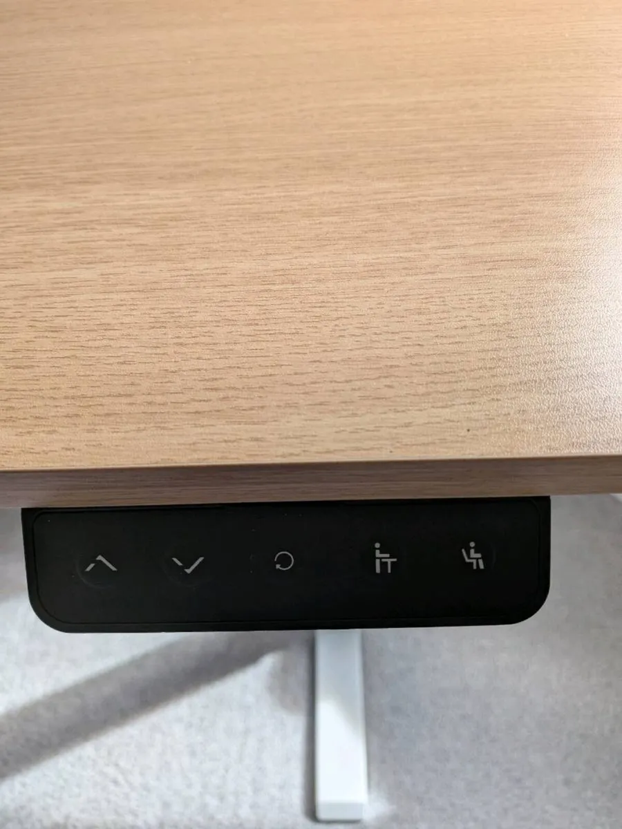 Desk perfect for work for home - Image 2