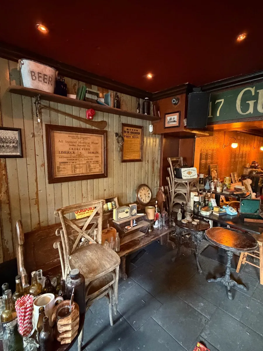 Home Bar pub seating tables bench Guinness - Image 3