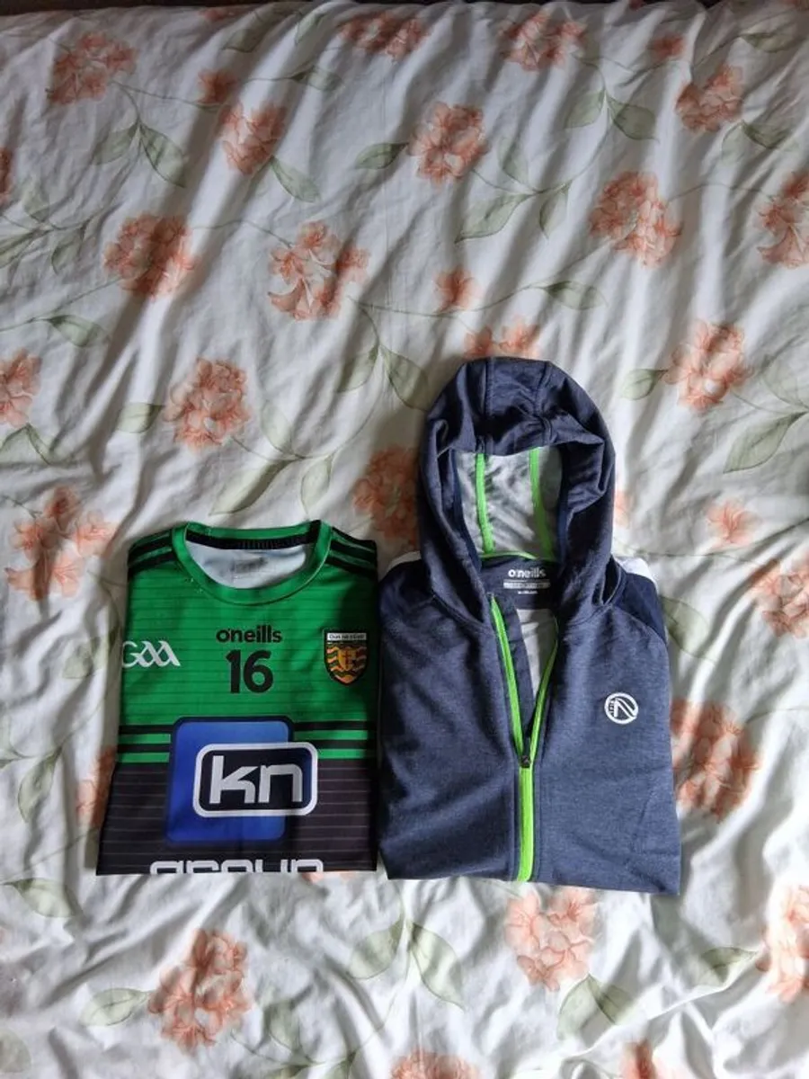O'Neills bundle - Image 1