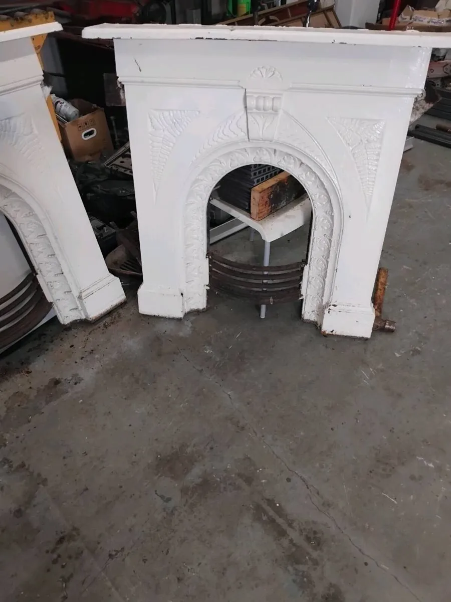 Fire place - Image 1