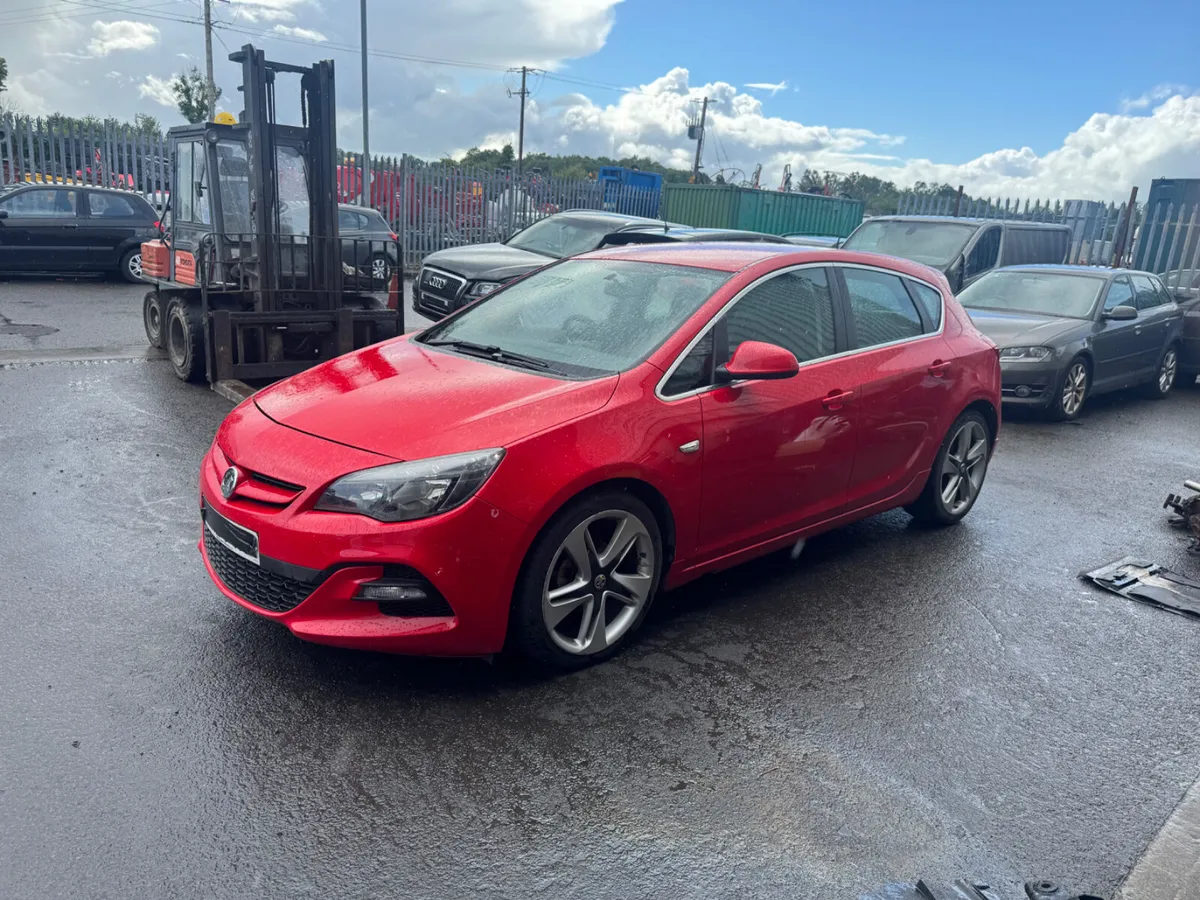 2014 Vauxhall Astra 1.6L Petrol BREAKING/PARTS - Image 2
