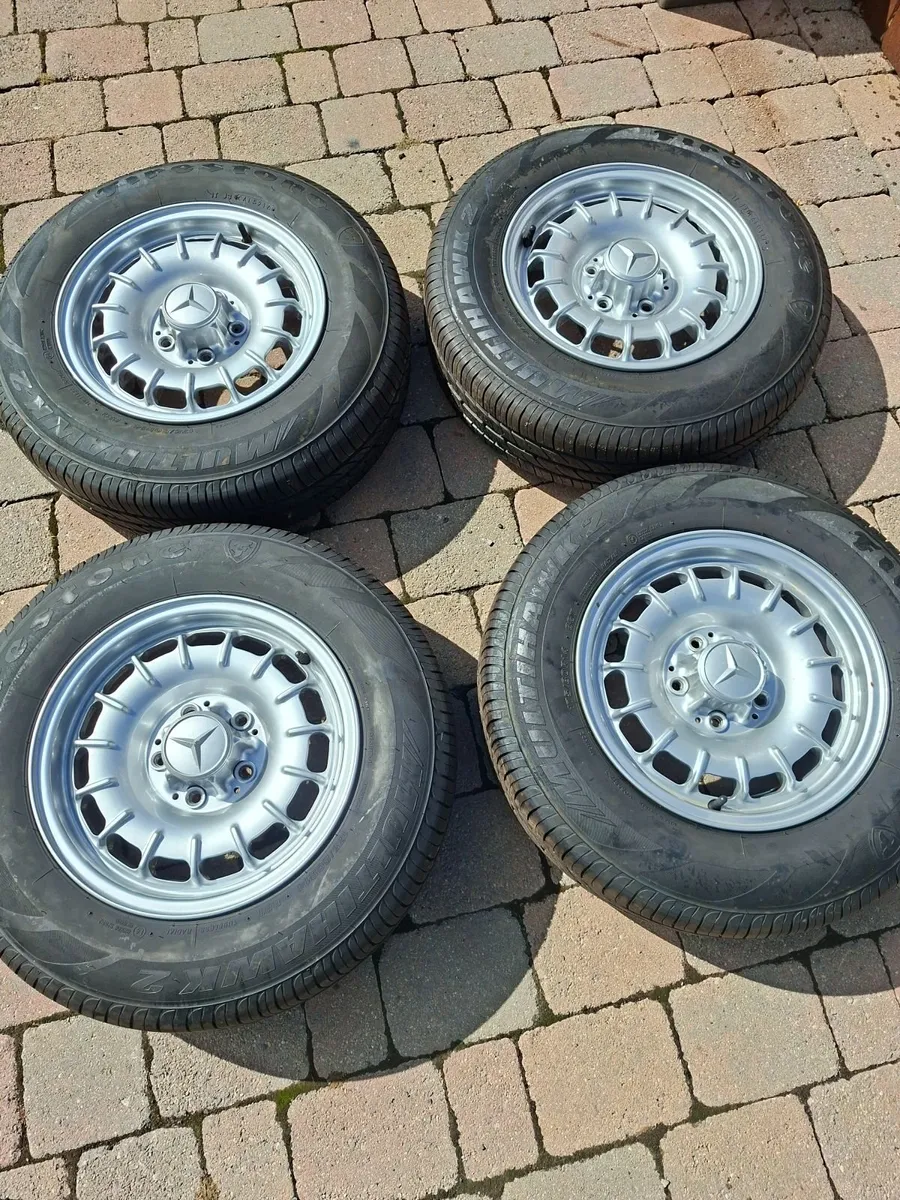 Mercedes  W123, W 124 parts - Image 4