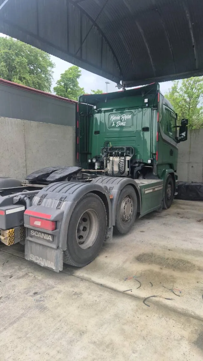 Truck - Image 3
