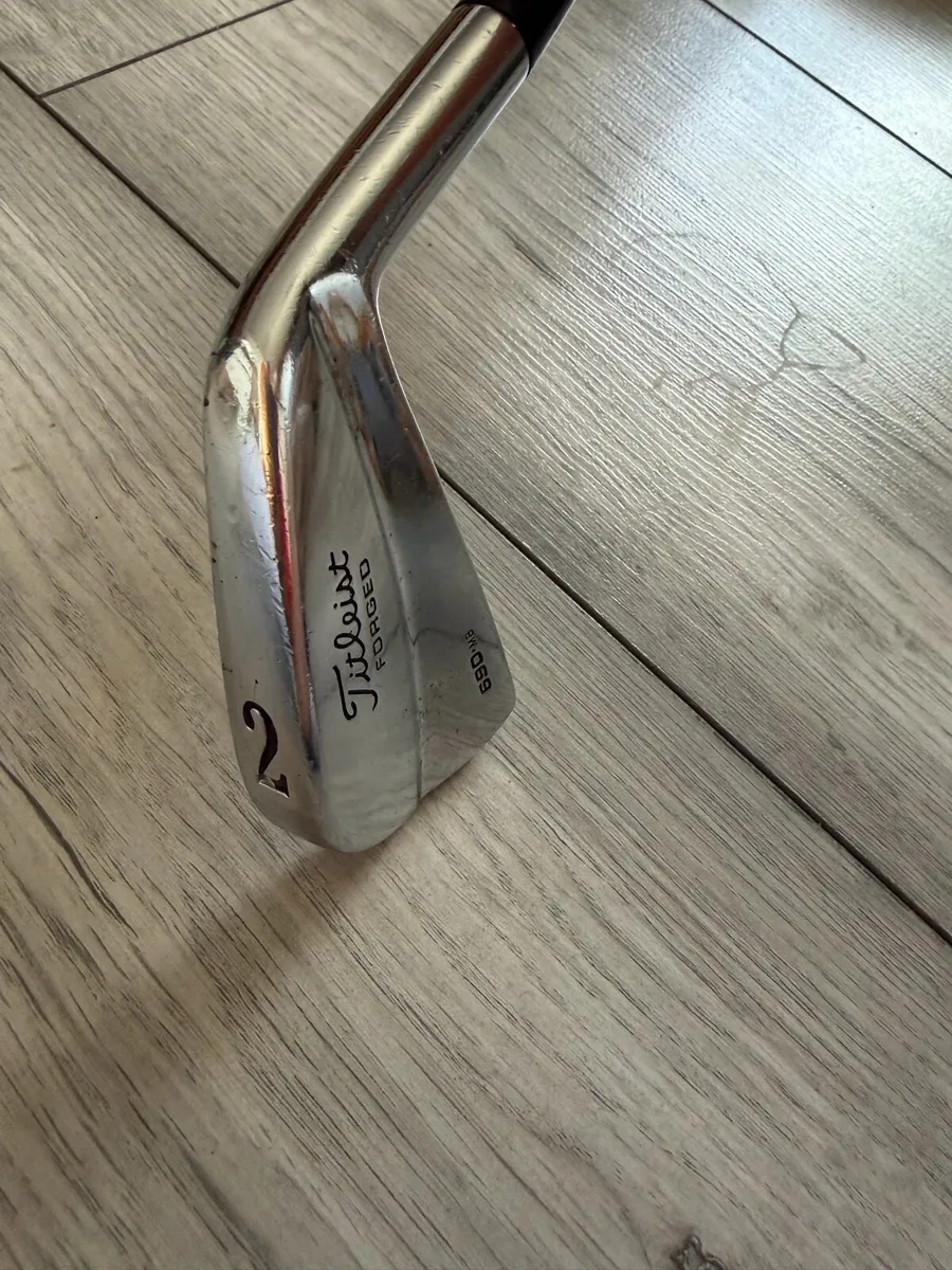 Titleist 2 iron - Image 2