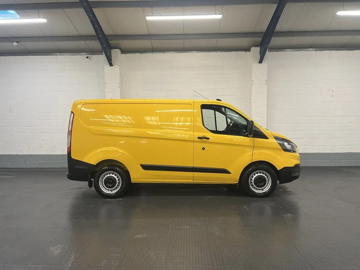 2022 Ford Transit Custom Panel Van - Image 1