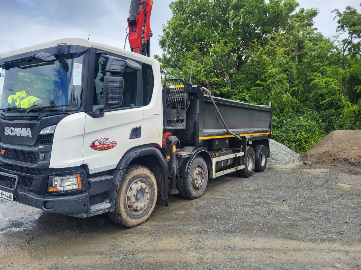 Scania P410 XT 8 wheel tipper grab 2019 - Image 3