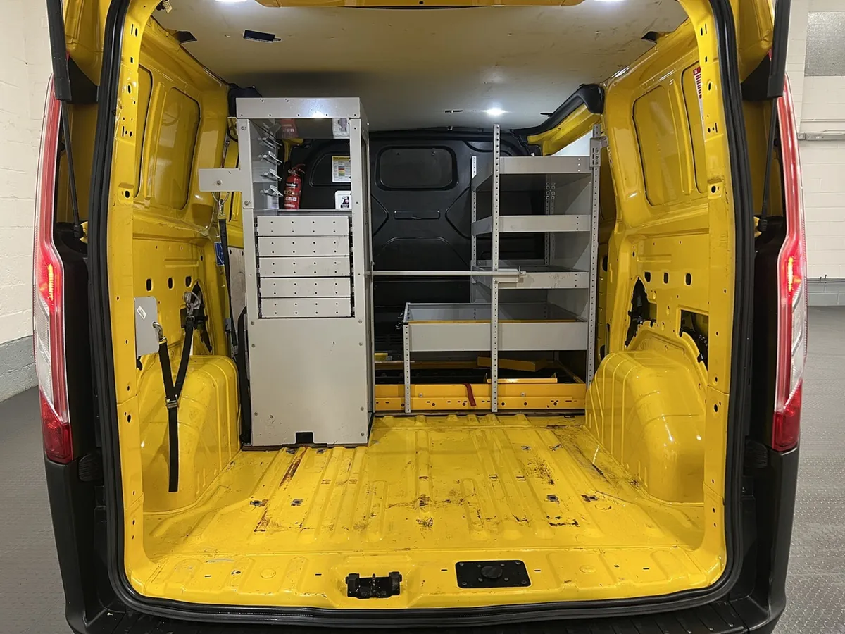 2022 Ford Transit Custom Panel Van - Image 4