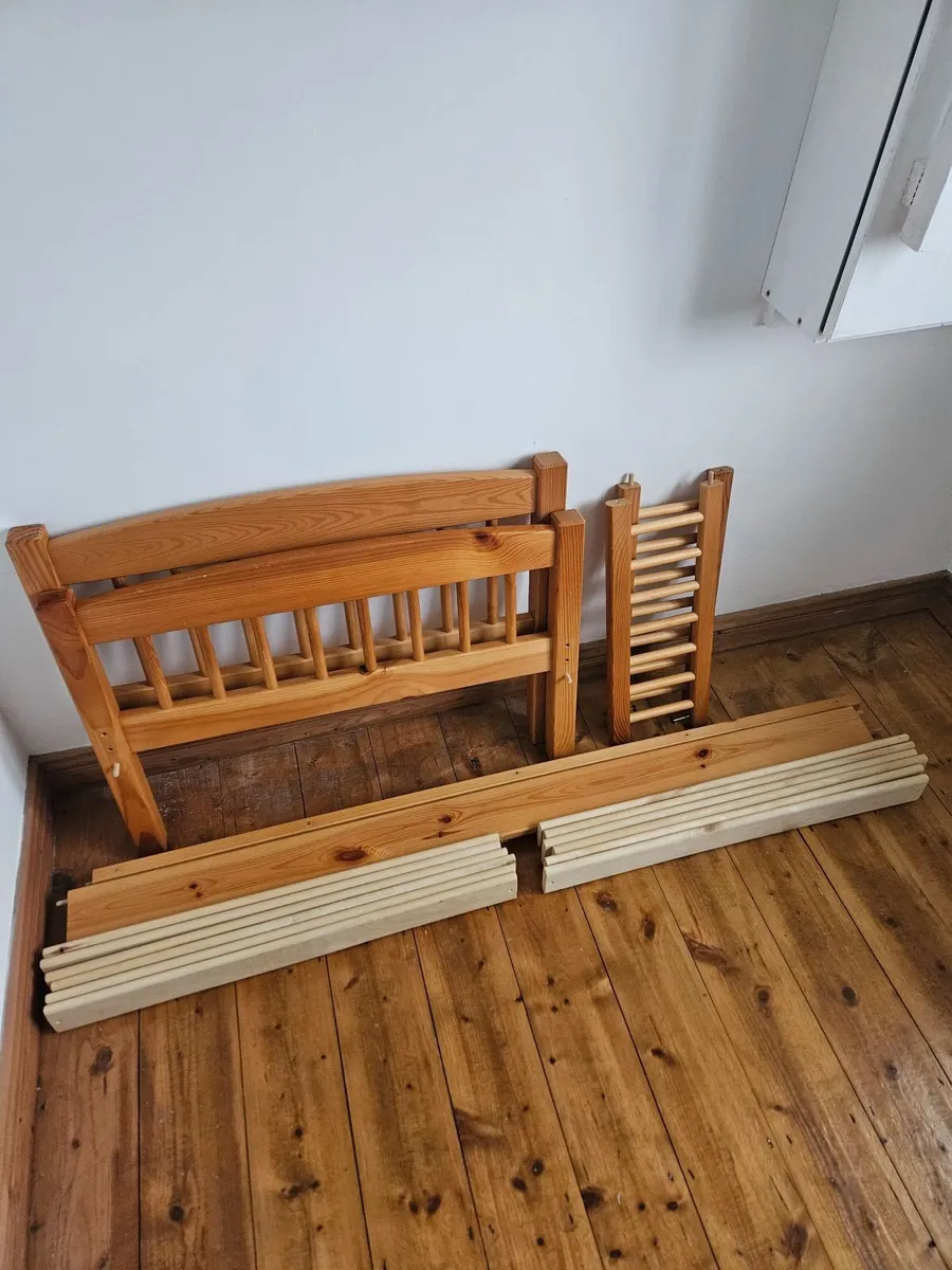 Wooden toddler bed and mattress - Image 3