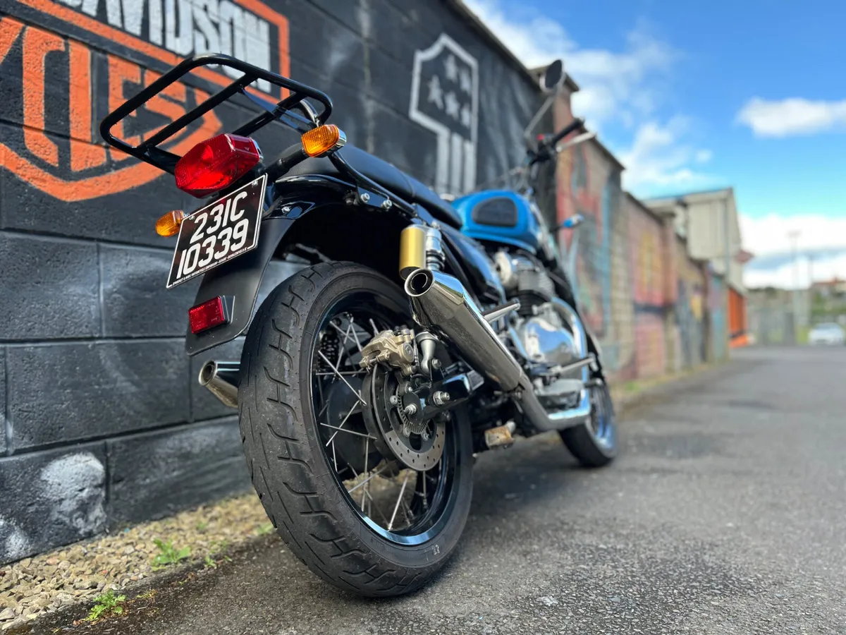 2023 ROYAL ENFIELD Interceptor 650 - Image 3