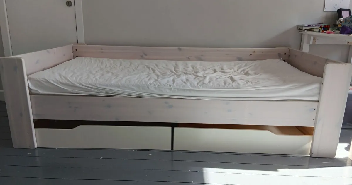 Single Bed - Image 1