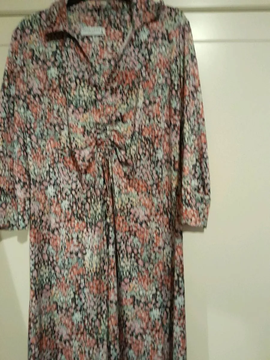 Dresses - Image 4