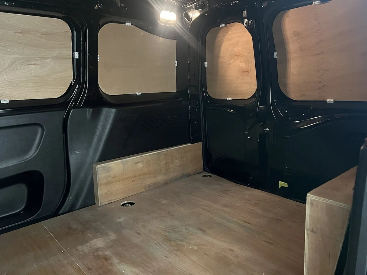 2023 Citroen Berlingo Panel Van - Image 3