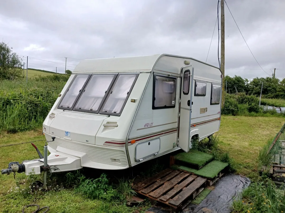 Caravan - Image 2