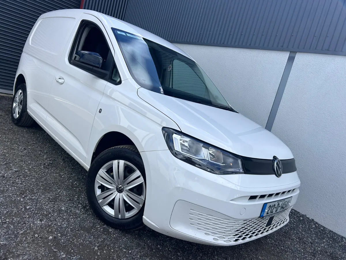 2021 Volkswagen Caddy - Air con / Towbar - Image 2