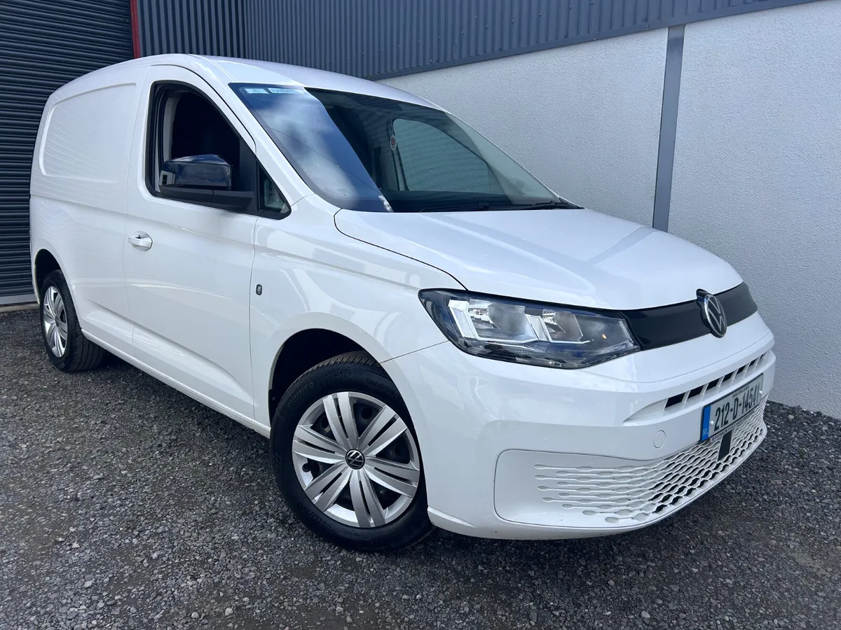 2021 Volkswagen Caddy - Air con / Towbar - Image 1