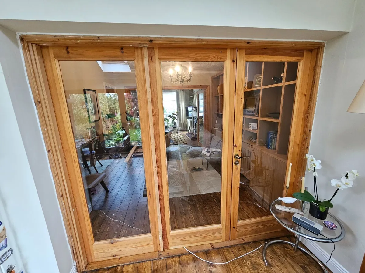Internal bi-fold doors - Image 4