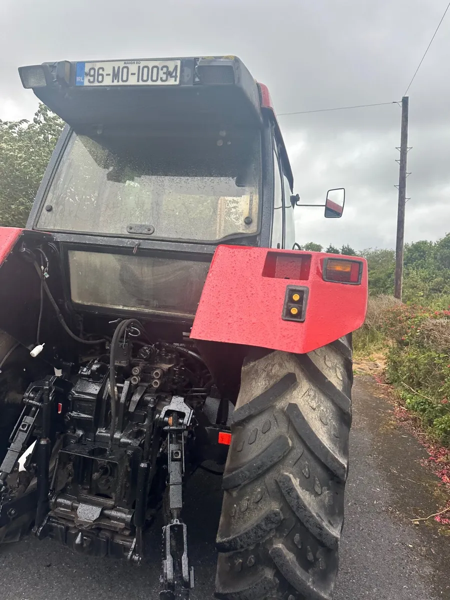 Case IH 5130 - Image 2