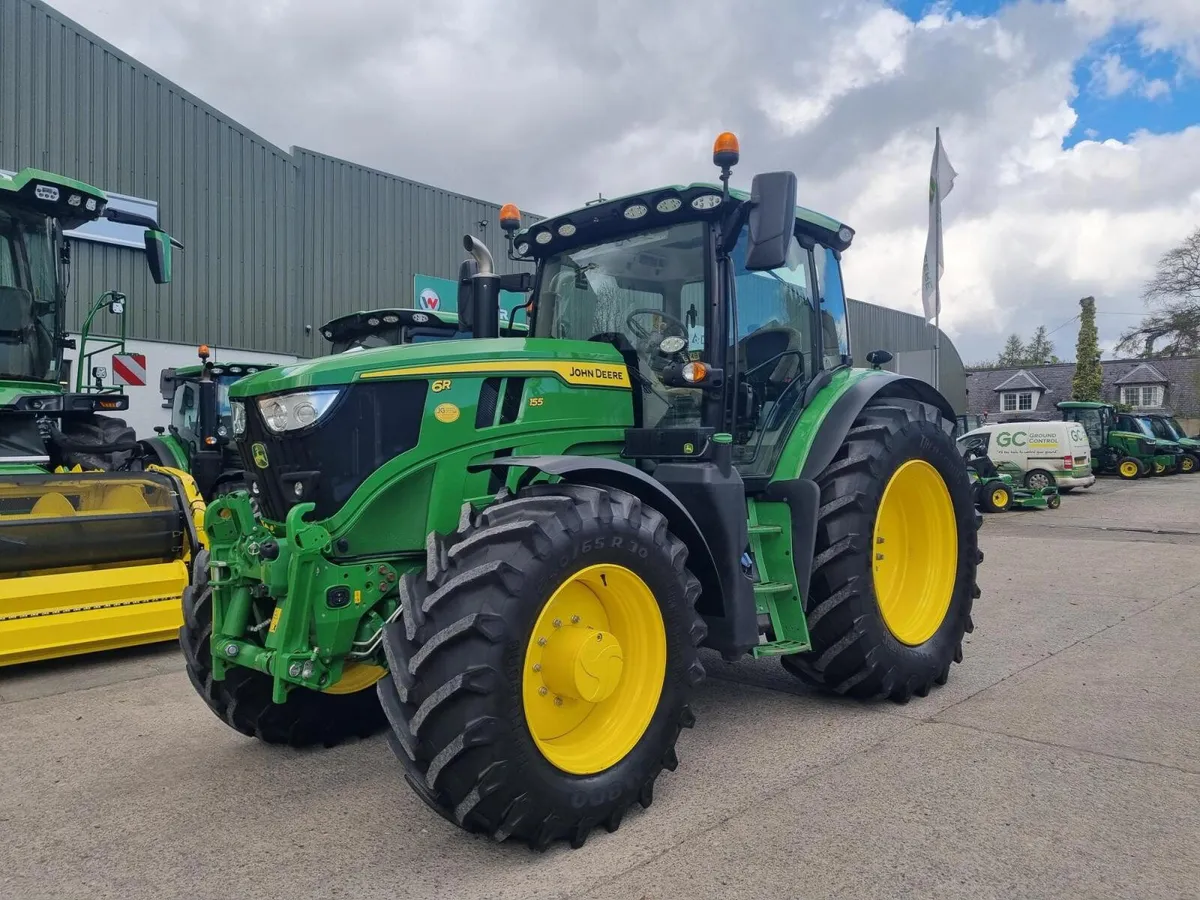 John Deere 6R 155 (2023) - Image 2